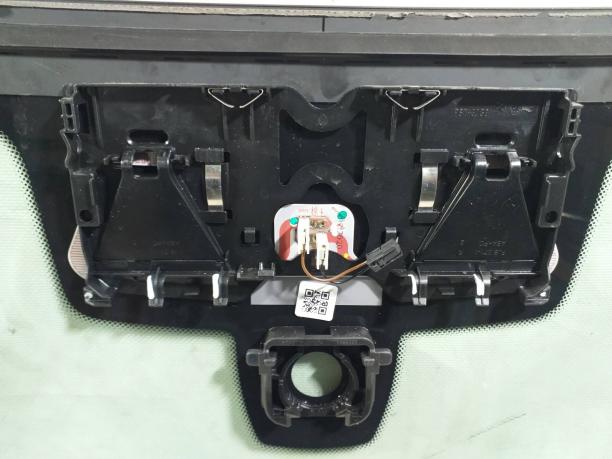 Лобовое стекло BMW X3 G01 7409376