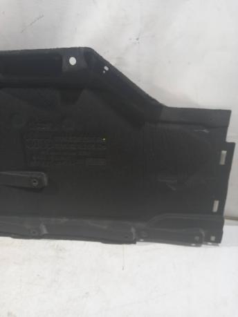Защита правая Audi A5 8W6825208B