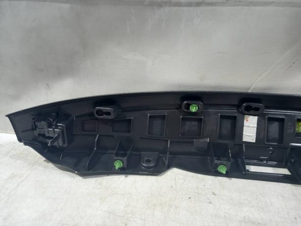 Накладка крышки багажника BMW 6 G32 7467374