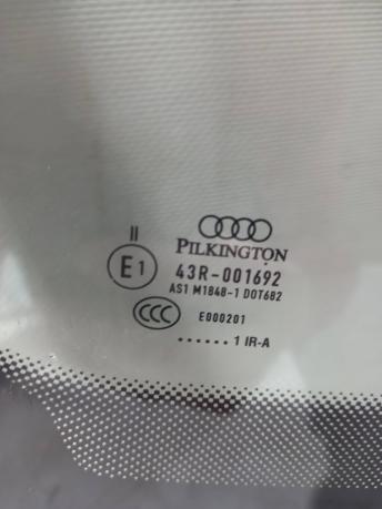 Лобовое стекло Audi Q7 4M 4M0845099D