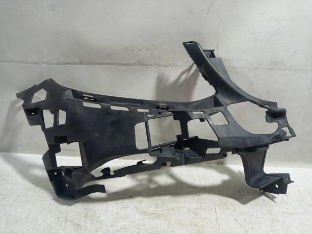 Кронштейн бампера переднего правый Mercedes W213 E A2138851065