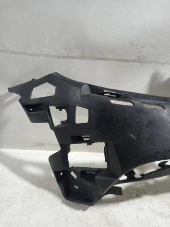 Кронштейн бампера переднего правый Mercedes W213 E A2138851065