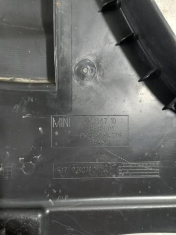 Подкрылок передний части правого Mini F55 51717319760