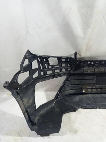 Бампер передний Volkswagen Crafter 7C0807221
