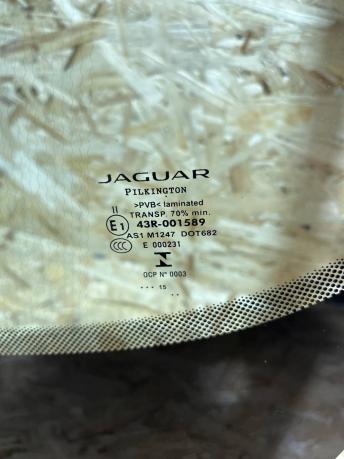 Лобовое стекло Jaguar XE X760 43R-001589