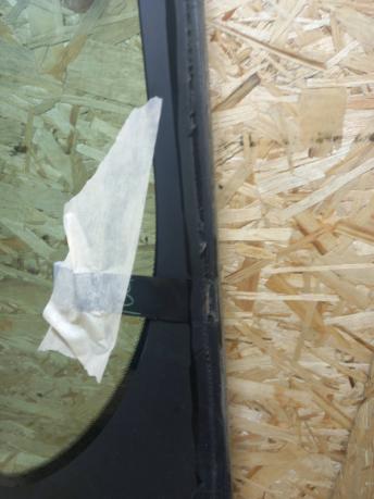 Лобовое стекло Range Rover VelarL560 LR114259