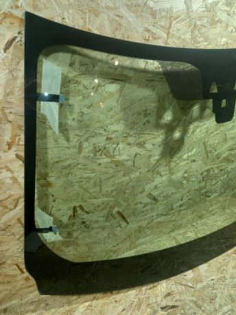 Лобовое стекло Range Rover VelarL560 LR114259