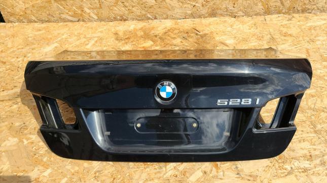 Крышка багажника BMW 5 F10/F11 41627240552