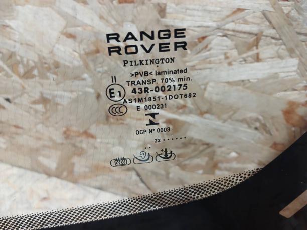 Лобовое стекло Land-Rover Range Rover 4 L405 LR098153