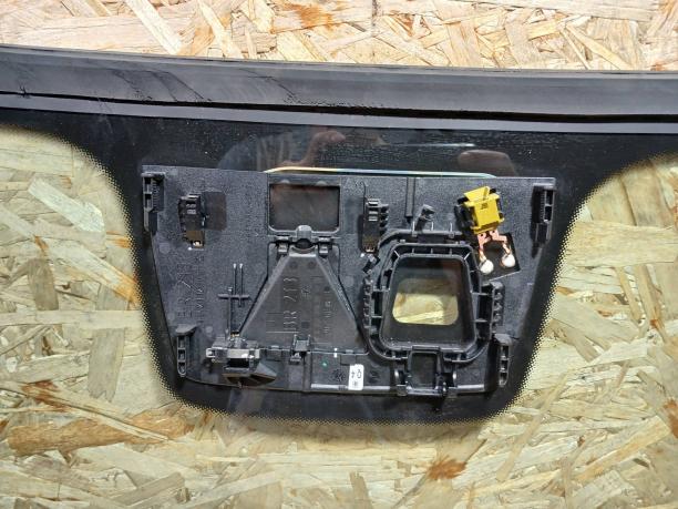 Лобовое стекло Mercedes W213 E A2136703401