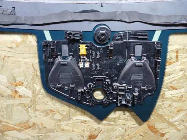 Лобовое стекло Mercedes W223 A2236700501