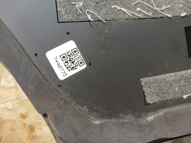 Лобовое стекло BMW X6 51317440773
