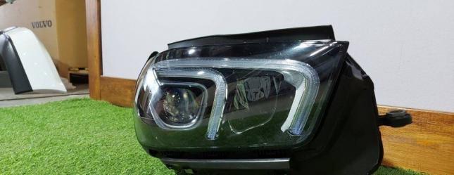 Фара LED правая Mercedes-Benz Gle W167 A1679065804