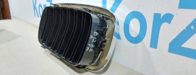 Решетка радиатора правая Bmw X6 F16 51137373690