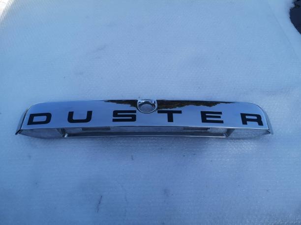 Накладка крышки багажника Renault Duster 848106442R