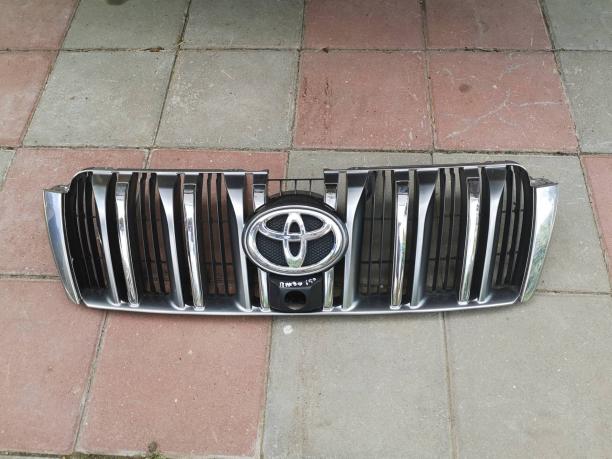 Решетка радиатора Toyota Land Cruiser Prado 5311460080