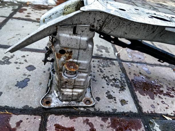 Усилитель переднего бампера Ford Focus 2 1540638