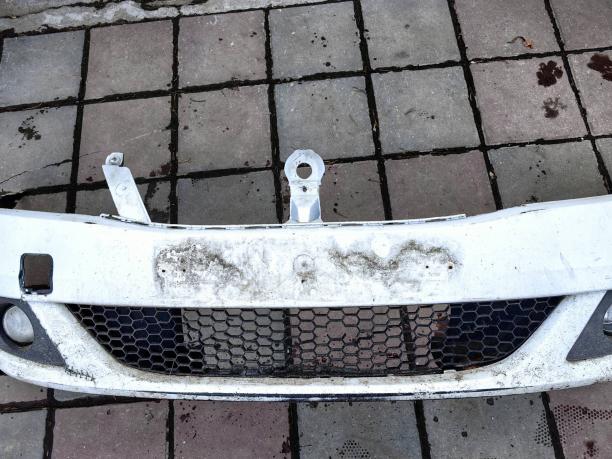Бампер передний Renault Logan 8200785044