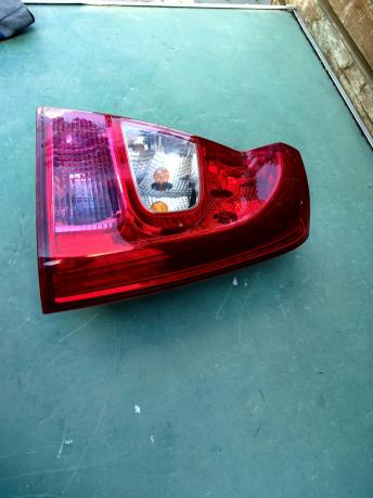 Фонарь задний правый Renault Logan 8200744759