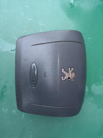 Подушка безопасности в руль Peugeot Boxer 2 1607077280