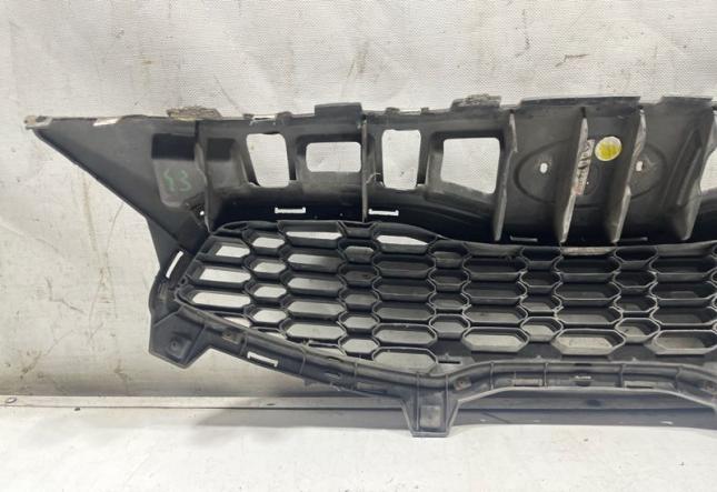 Решетка радиатора передняя Kia Ceed 2 2012-2018 86350A2000