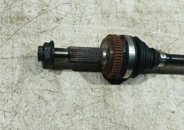 Привод задний.Hyundai Ix 35 2013-2015 496012Y010