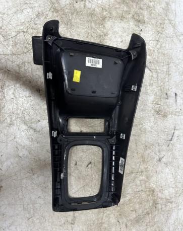 Накладка консоли АКПП Hyundai Elantra xd 2000-2008 846532D500