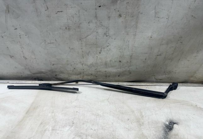 Дворник лобового стекла передний правый Hyundai 983601C000