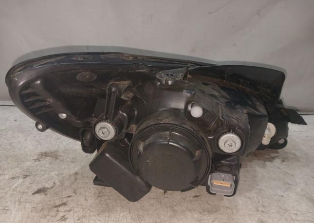 Фара левая Hyundai Getz 2006-2011 921011C510