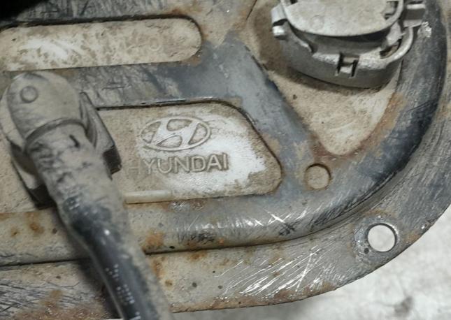 Бензонасос.Hyundai Santa Fe 1 2001-2010 2.7 SM 3111026500