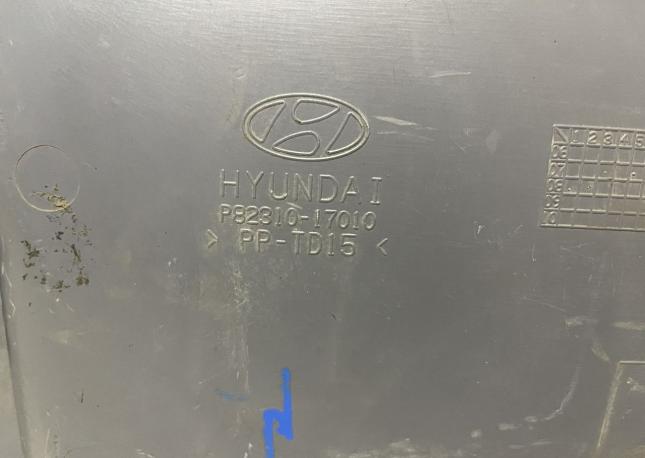 Обшивка двери передней левой Hyundai Matrix 2002 8230117092WE