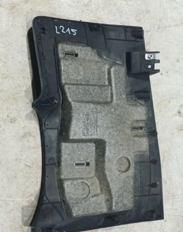 Накладка под рулевой.Kia Sportage 2 2005-2011 857531F000