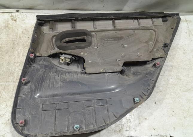 Обшивка двери задней.Hyundai Elantra 2001-2003 833622D010