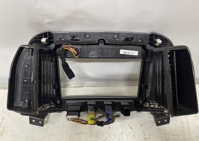 Рамка магнитолы Hyundai Santa Fe 2 CM. 2010-2012 847402B906BS