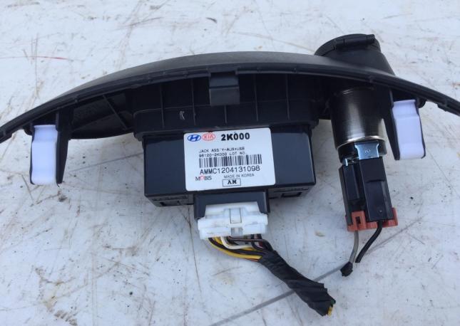 Разъем.AUX iPod USB KIA soul 2009-2014 961202K000