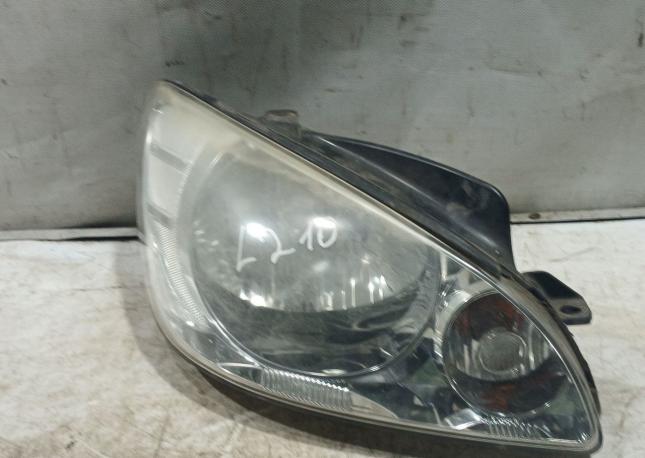 Фара правая. Hyundai Getz 2005-2011 1.1 л 921020B500