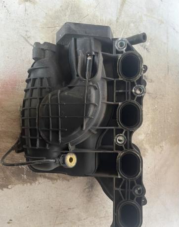 Коллектор впускной Kia-Hyundai Ceed 2010-2015 283112B300