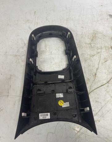 Накладка на кулис МКПП Kia Soul 1 2008-2013 846502KCC0FSA