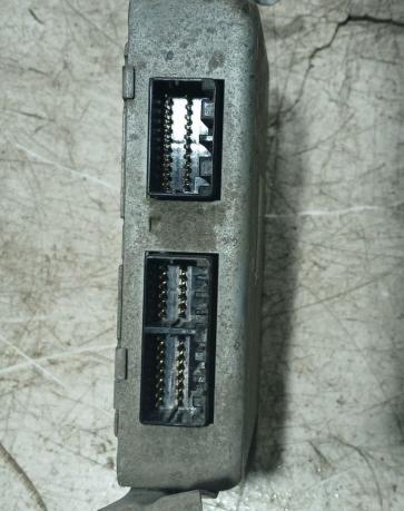 Блок электронный.Hyundai Elantra 2001-2003 954002D200