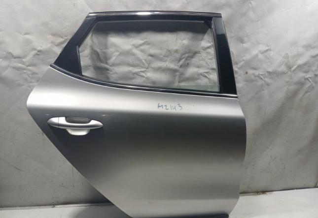 Дверь боковая задняя правая Kia Ceed 2 2013-2018 77004A2000