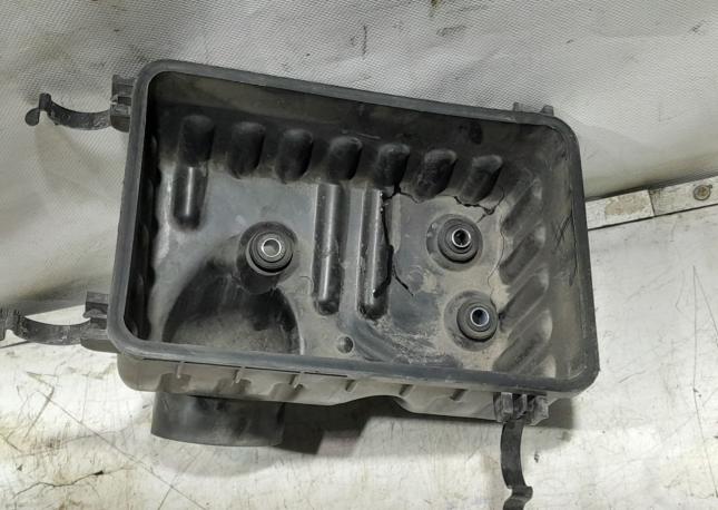 Корпус воздушного.Hyundai Santa Fe 1 2001-2010 SM 2811226000