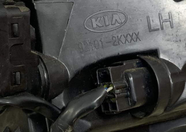 Фара передняя левая Kia Soul 2009-2011 92101-2K000