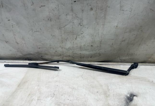 Дворник лобового стекла передний правый Hyundai 983601C000