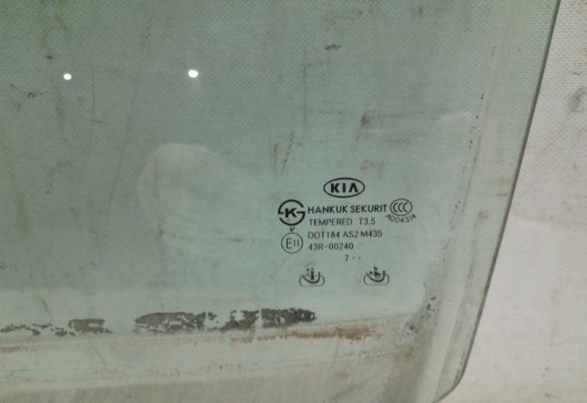 Стекло двери переднее левое Kia Mohave 2008 824112J030