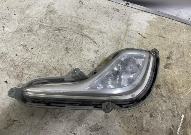 Противотуманка левая Hyundai solaris 1 2010-2014 92201-1R0