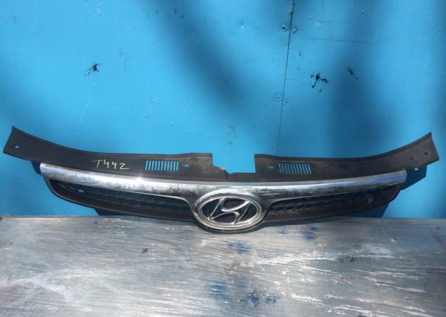 Решетка радиатора Hyundai i30 2007-2011 86351-2R000