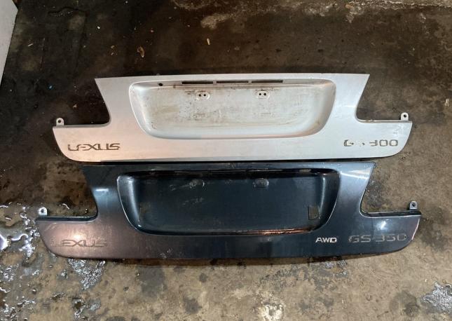 Накладка крышки багажника Lexus GS (190) 05-11г 