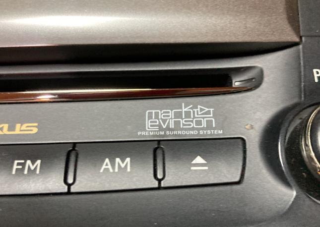 Lexus GS 05-11г мультимедиа монитор 