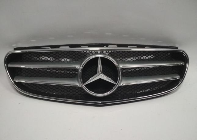 Решетка радиатора mercedes w212 рейсталинг 2128850822