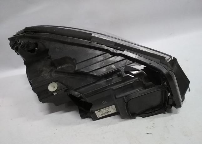 Фара левая Mercedes A176 1768203861